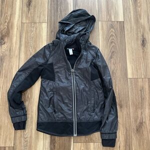 Ivivva girls speed ahead zip up Black Hooded Jacket size 14